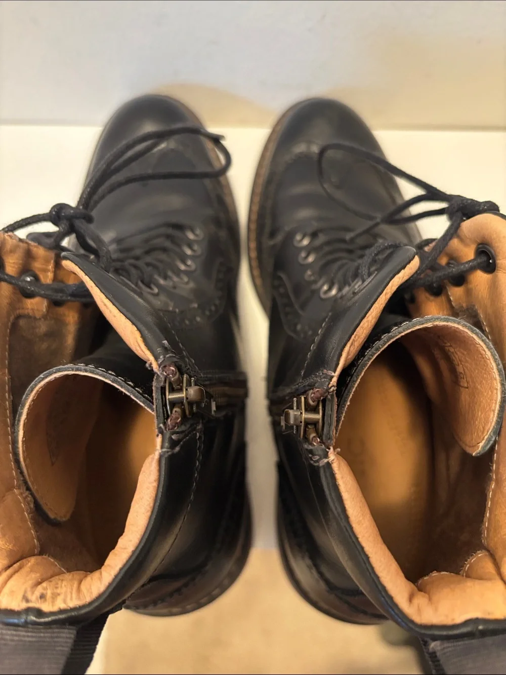 Vionic classic black